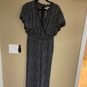 Max studio jumpsuit size Medium
